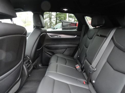 Used 2022 Cadillac XT5 Luxury AWD/4WD image 18