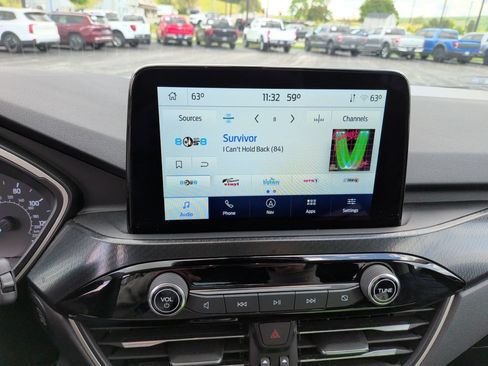 Certified 2022 Ford Escape SEL w/ SEL Stealth AWD Package image 10