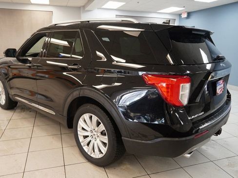 Used 2020 Ford Explorer Limited w/ Class III Trailer Tow Package image 12