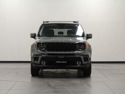 Used 2021 Jeep Renegade Latitude w/ Luxury Group I image 9