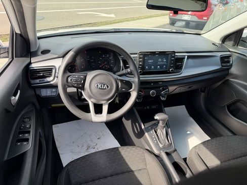 Used 2020 Kia Rio LX image 12