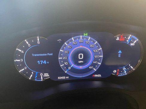 Used 2019 Cadillac Escalade Premium Luxury AWD/4WD image 24