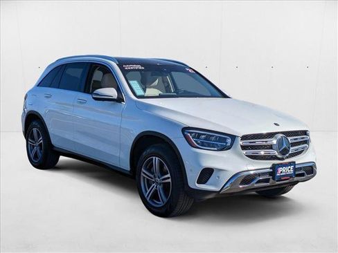 Used 2021 Mercedes-Benz GLC 300 4MATIC w/ Premium Package image 3