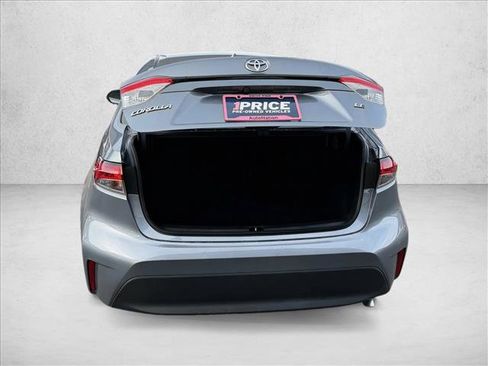 Used 2024 Toyota Corolla LE FWD image 7