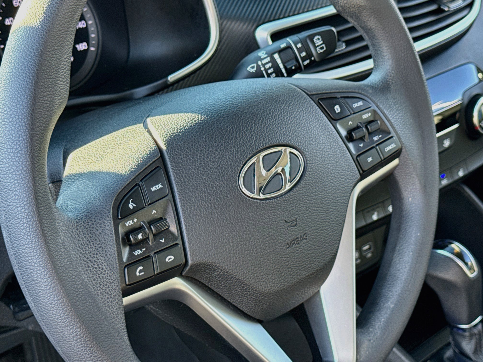 Used 2020 Hyundai Tucson Value AWD/4WD image 12