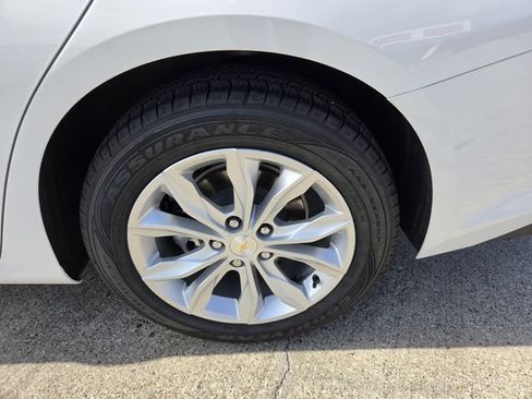 Used 2024 Chevrolet Malibu LT FWD image 24