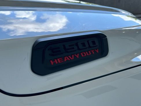 New 2024 RAM 3500 Tradesman image 16