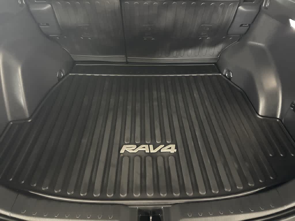 Used 2025 Toyota RAV4 LE FWD image 24