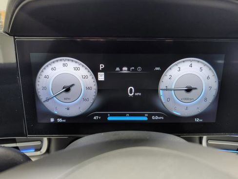 New 2026 Hyundai Elantra Limited FWD image 18