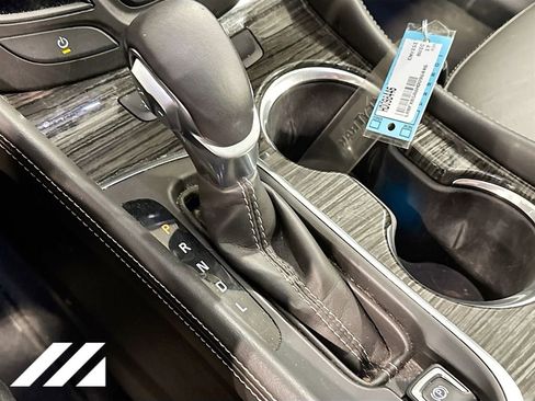 Used 2017 Buick Envision Essence FWD image 19