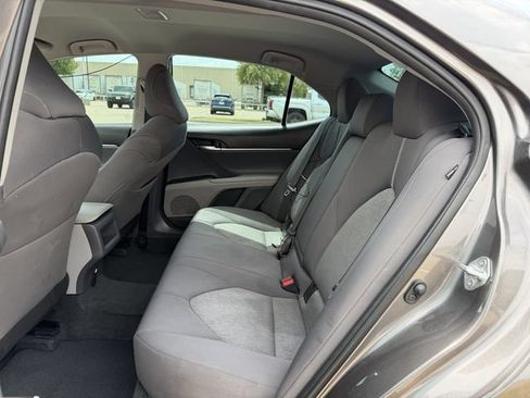 Used 2022 Toyota Camry LE w/ Convenience Package FWD image 25
