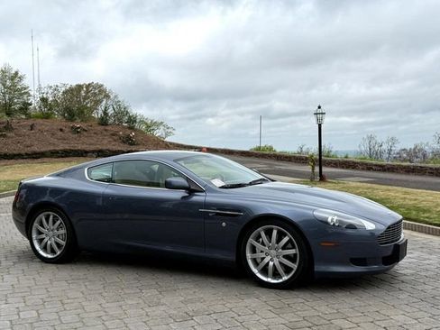 Used 2005 Aston Martin DB9 Coupe RWD image 23
