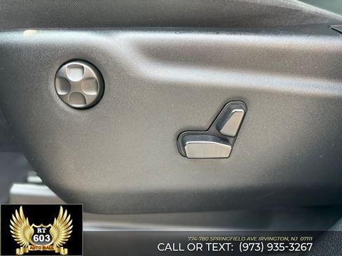 Used 2025 Dodge Durango GT RWD image 21