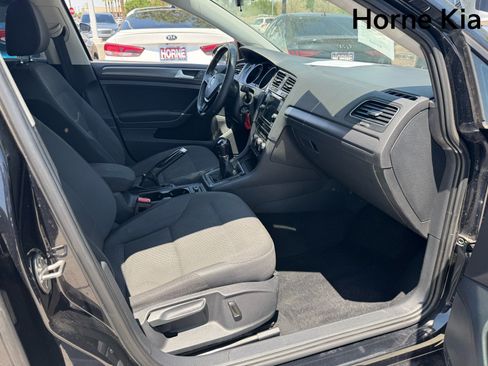 Used 2019 Volkswagen Golf S FWD image 28