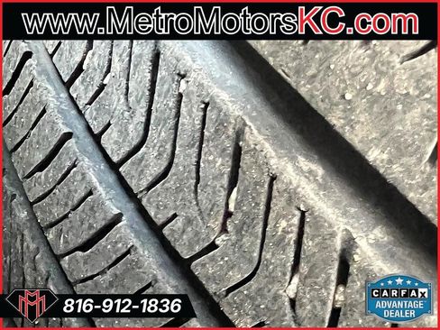 Used 2013 Chrysler 200 Touring image 16