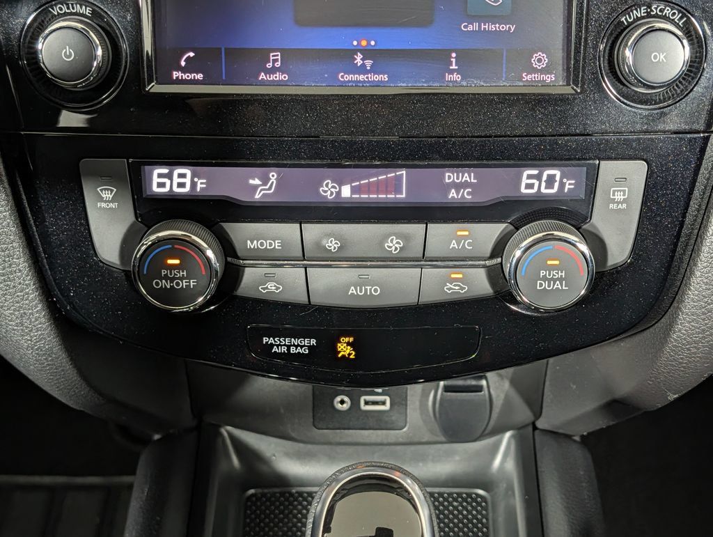 Used 2021 Nissan Rogue Sport SV FWD image 16