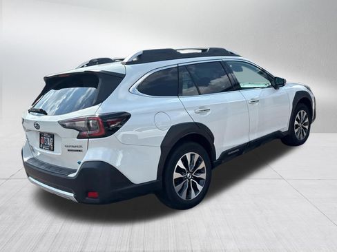 Used 2023 Subaru Outback Touring XT AWD/4WD image 10