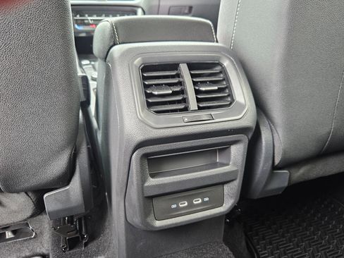 New 2026 Volkswagen Taos SEL AWD/4WD image 24