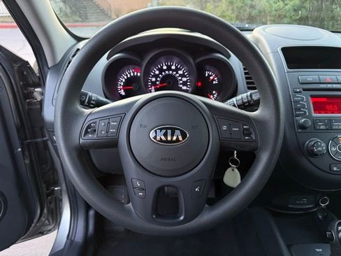 Used 2013 Kia Soul image 15