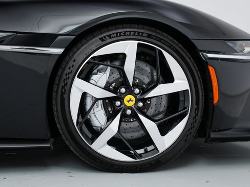 Used 2025 Ferrari 12Cilindri RWD image 42