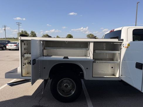 Used 2022 RAM 3500 Tradesman AWD/4WD image 13