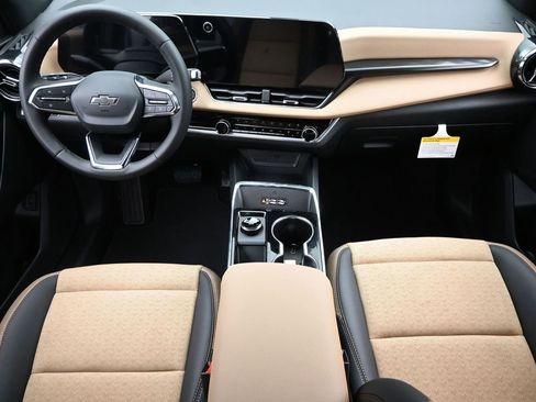 New 2026 Chevrolet Equinox ACTIV w/ Convenience Package III image 13