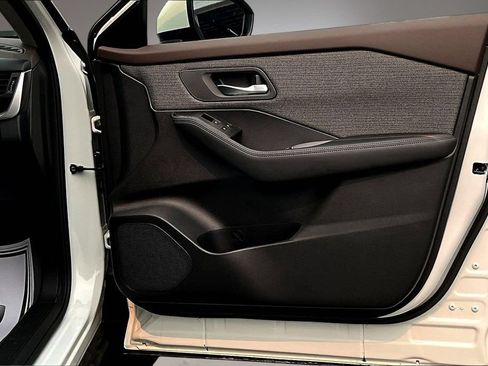 Certified 2023 Nissan Rogue SV AWD/4WD image 27
