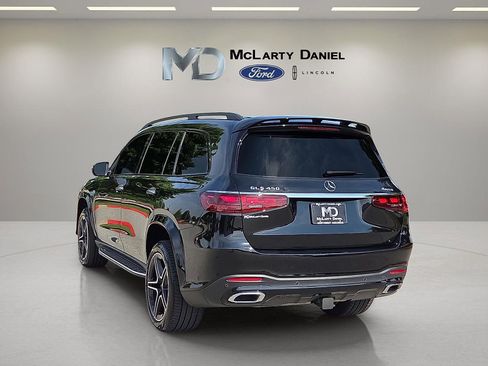 Used 2024 Mercedes-Benz GLS 450 4MATIC image 4