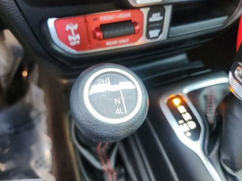 Used 2022 Jeep Gladiator Rubicon w/ Trailer Tow Package image 32