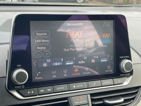 Used 2025 Nissan Altima 2.5 SV image 20