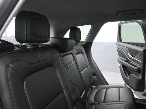 Certified 2022 Lincoln Corsair FWD image 25