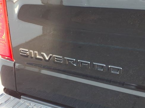 Used 2024 Chevrolet Silverado 1500 Custom Trail Boss w/ Midnight Edition AWD/4WD image 19