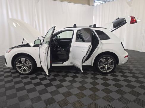 Used 2025 Audi Q5 2.0T Premium image 12