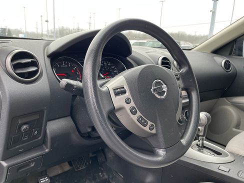 Used 2013 Nissan Rogue SV w/ Premium Pkg image 14