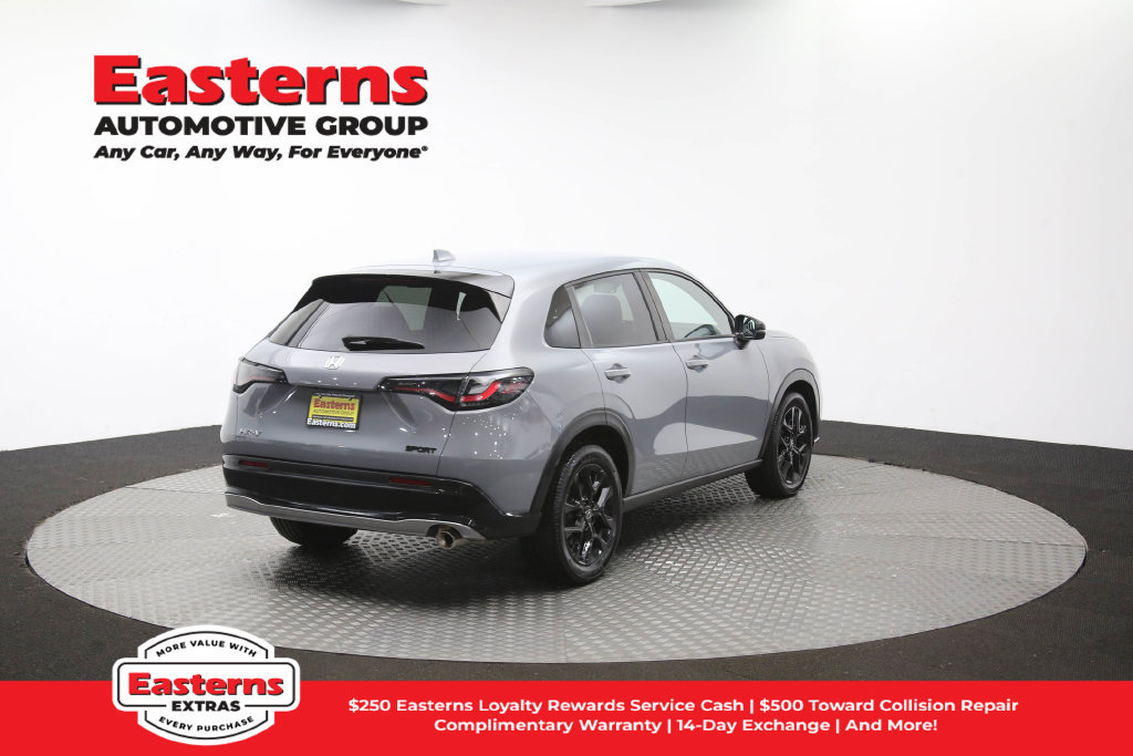 Used 2023 Honda HR-V Sport image 42