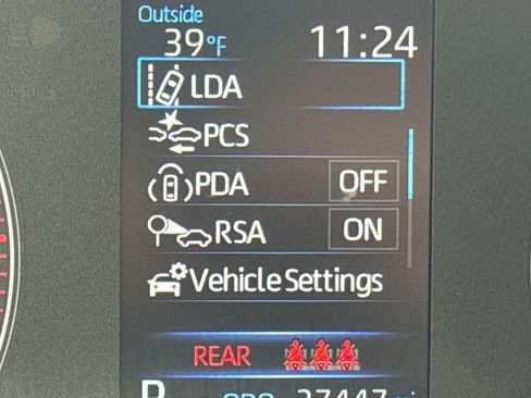 Used 2025 Toyota Corolla LE FWD image 17