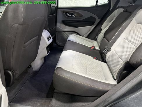 Used 2019 GMC Terrain SLE w/ Driver Convenience Package image 9