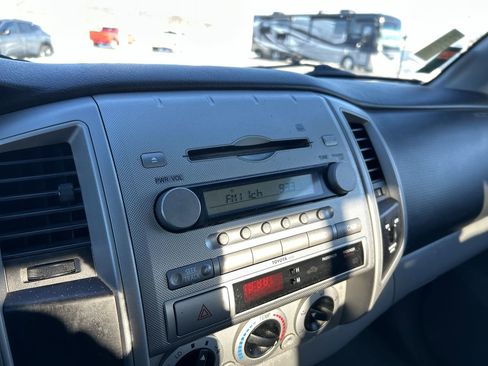 Used 2007 Toyota Tacoma PreRunner image 28