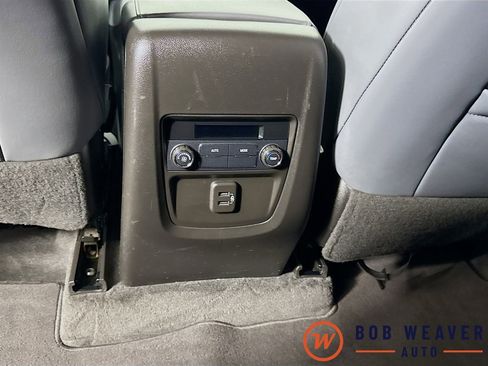 Used 2021 Buick Enclave Essence AWD/4WD image 31
