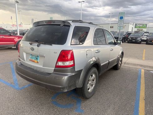 Used 2006 Kia Sorento EX AWD/4WD image 4