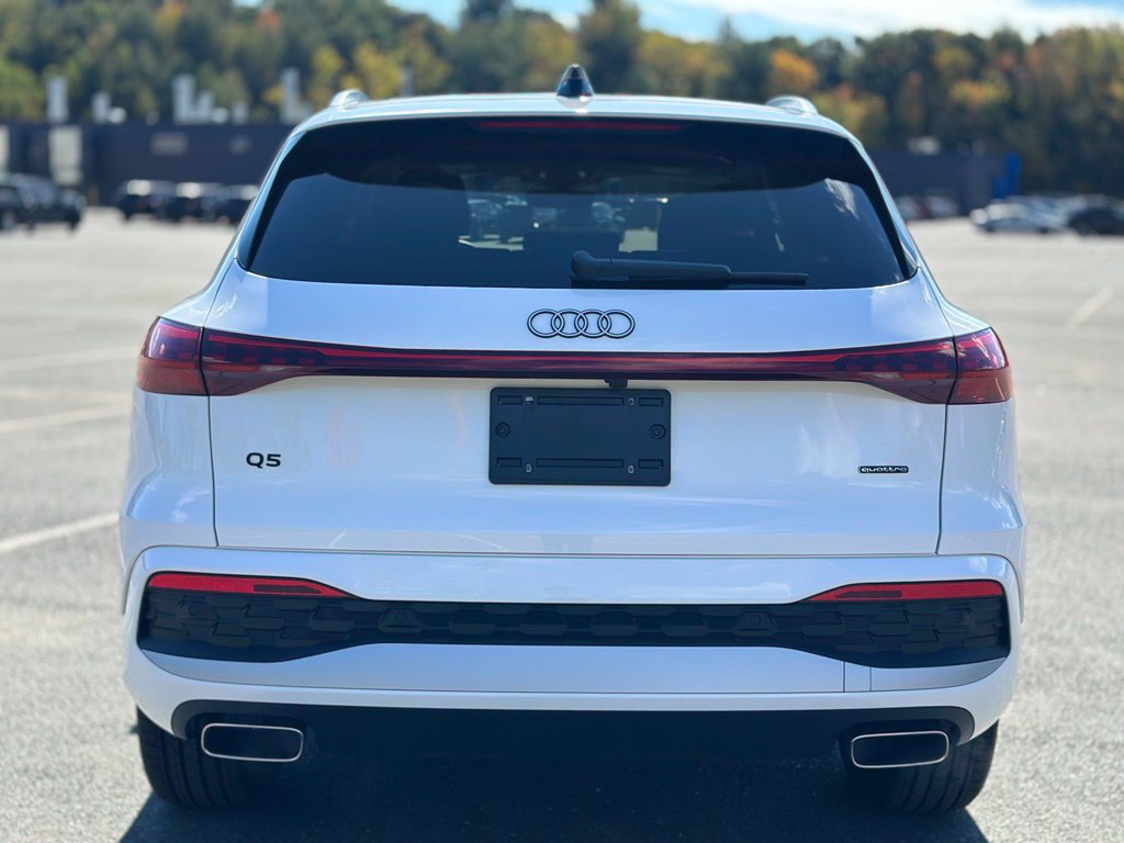 Used 2025 Audi Q5 Premium w/ Convenience Package AWD/4WD image 5
