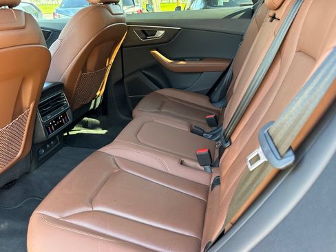 Used 2023 Audi Q8 Premium Plus w/ Premium Plus Package AWD/4WD image 40