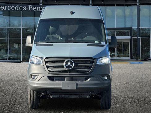 New 2026 Mercedes-Benz Sprinter 2500 image 9