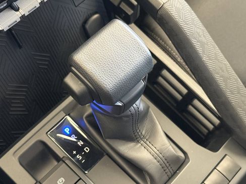 New 2026 Toyota Tacoma SR AWD/4WD image 22