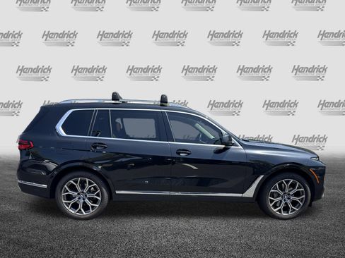 Used 2024 BMW X7 xDrive40i w/ Premium Package AWD/4WD image 12