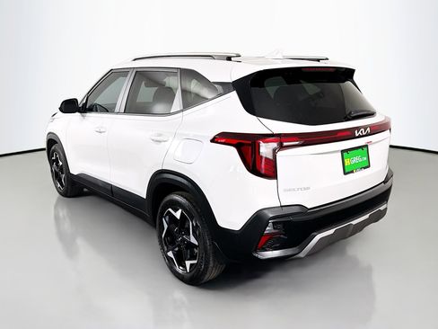 Used 2025 Kia Seltos S FWD image 7