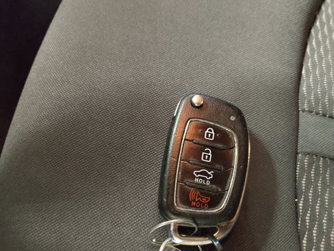 Used 2019 Hyundai Sonata SE FWD image 32