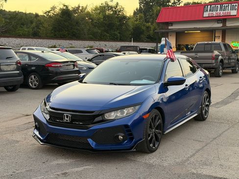 Used 2018 Honda Civic Sport image 1