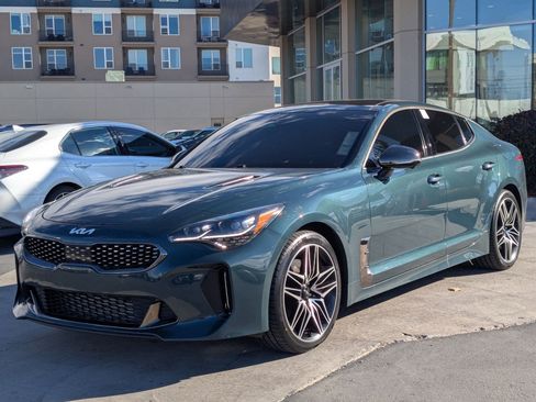 Used 2023 Kia Stinger GT2 image 11