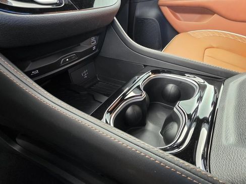 New 2026 Chrysler Pacifica Pinnacle w/ Trailer Tow Group image 35